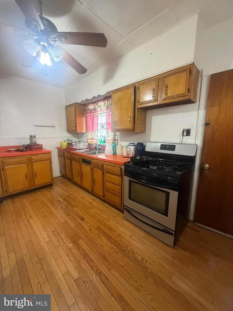 4424 N 8th Street photo 8