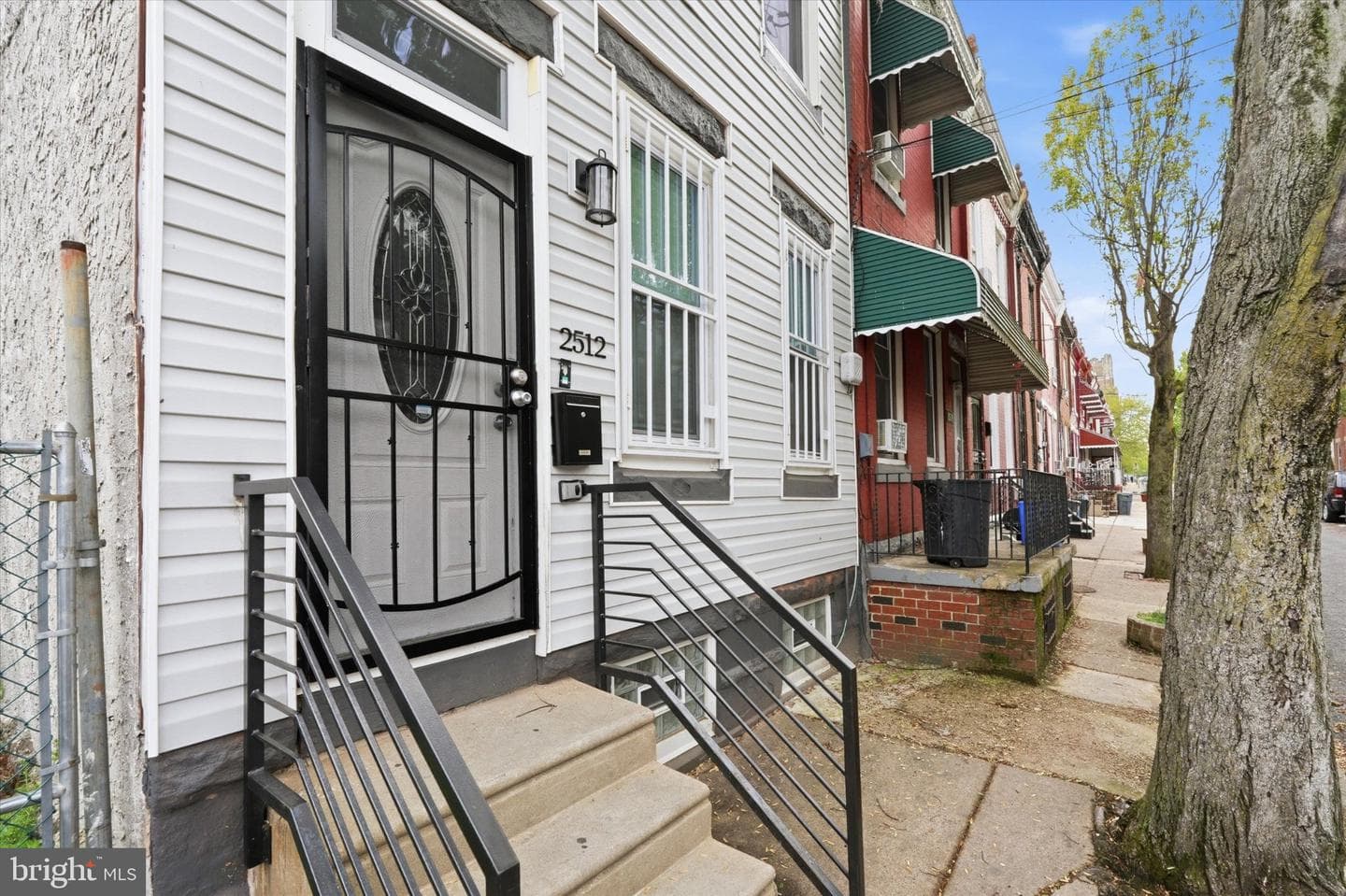 2512 W Sergeant Street photo 14