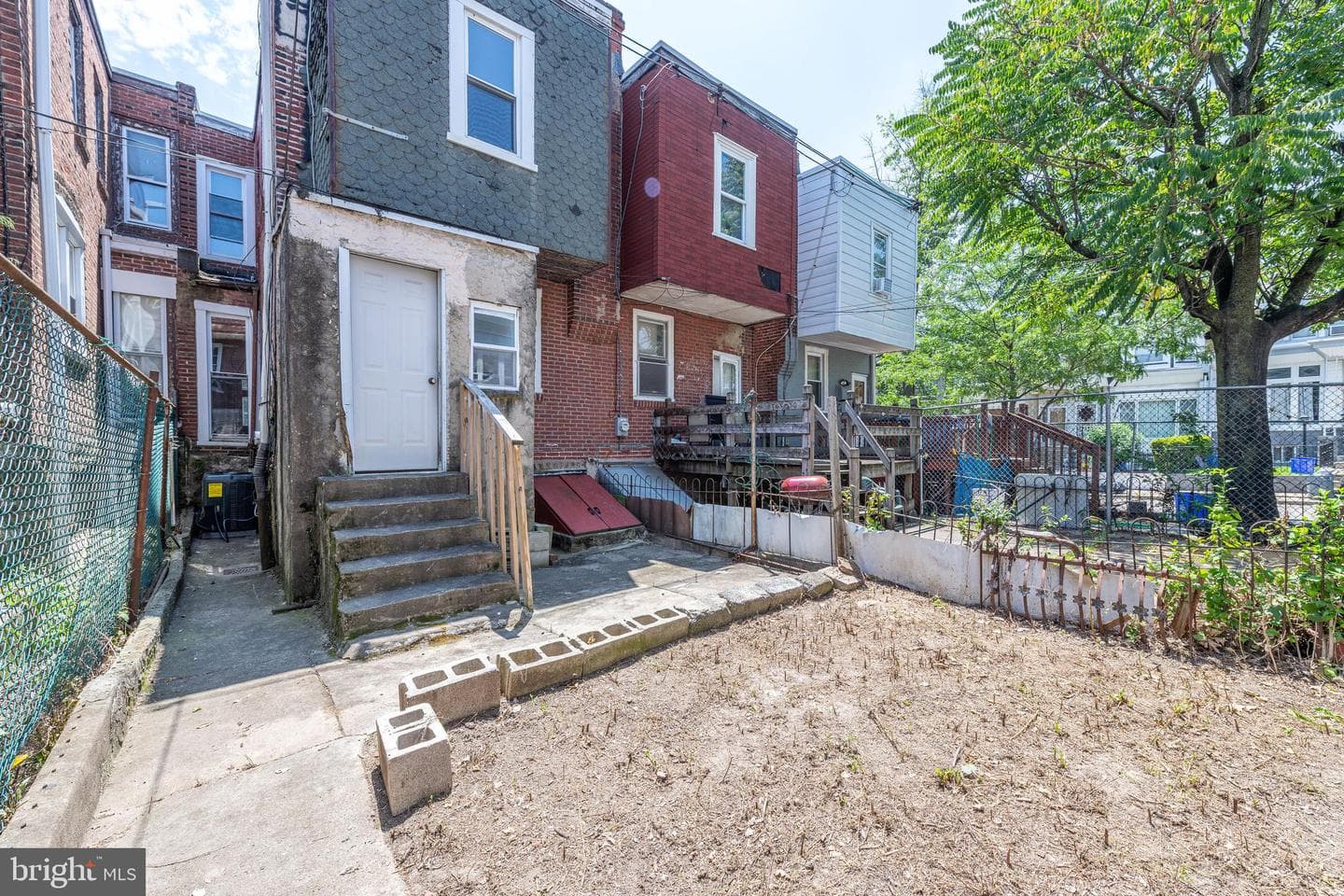 1521 W Olney Avenue photo 17