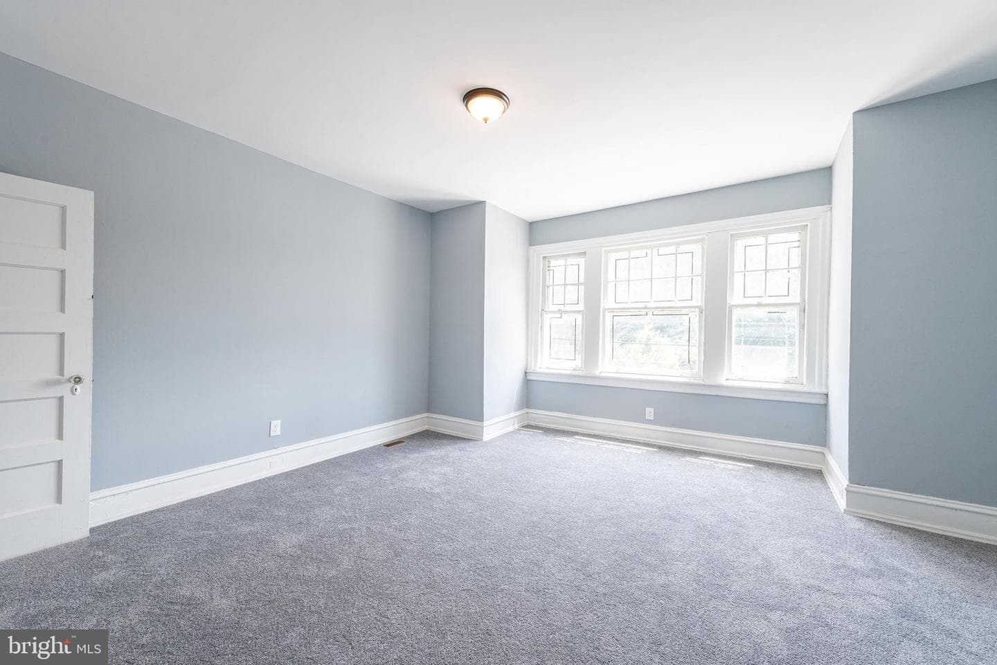 1521 W Olney Avenue photo 30