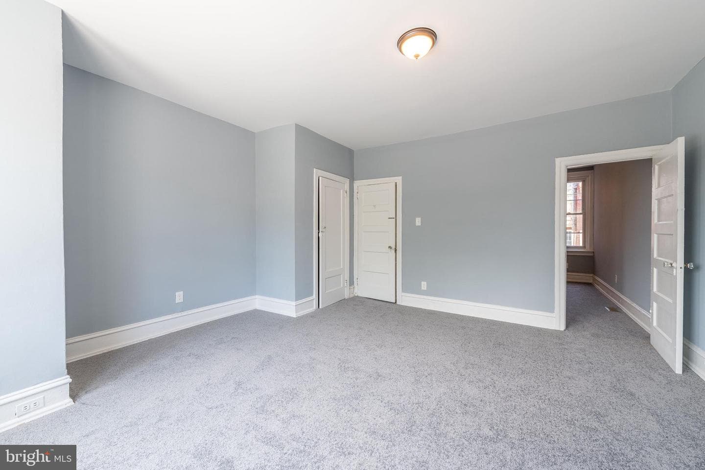 1521 W Olney Avenue photo 31