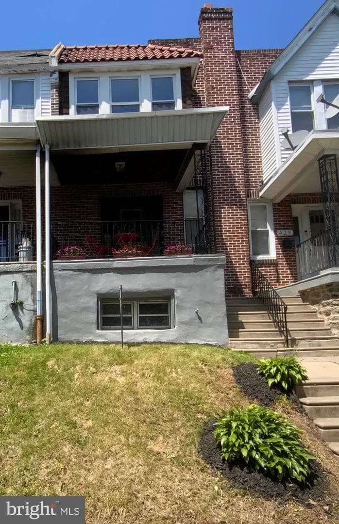 427 E Sharpnack Street, Philadelphia