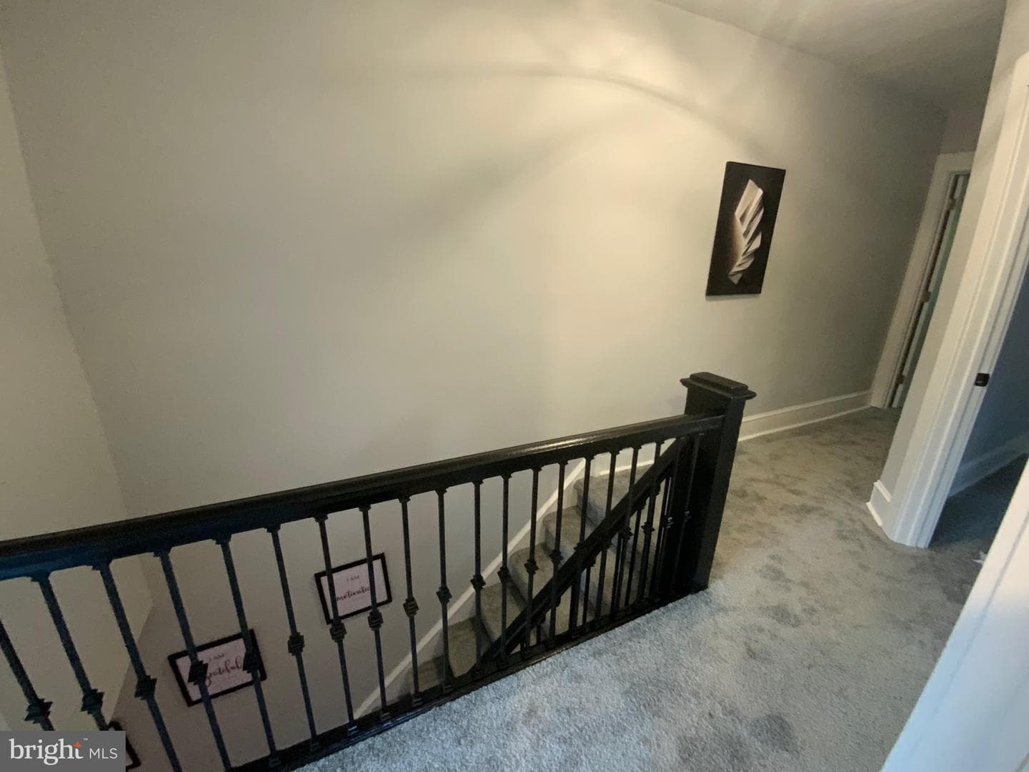 427 E Sharpnack Street photo 17