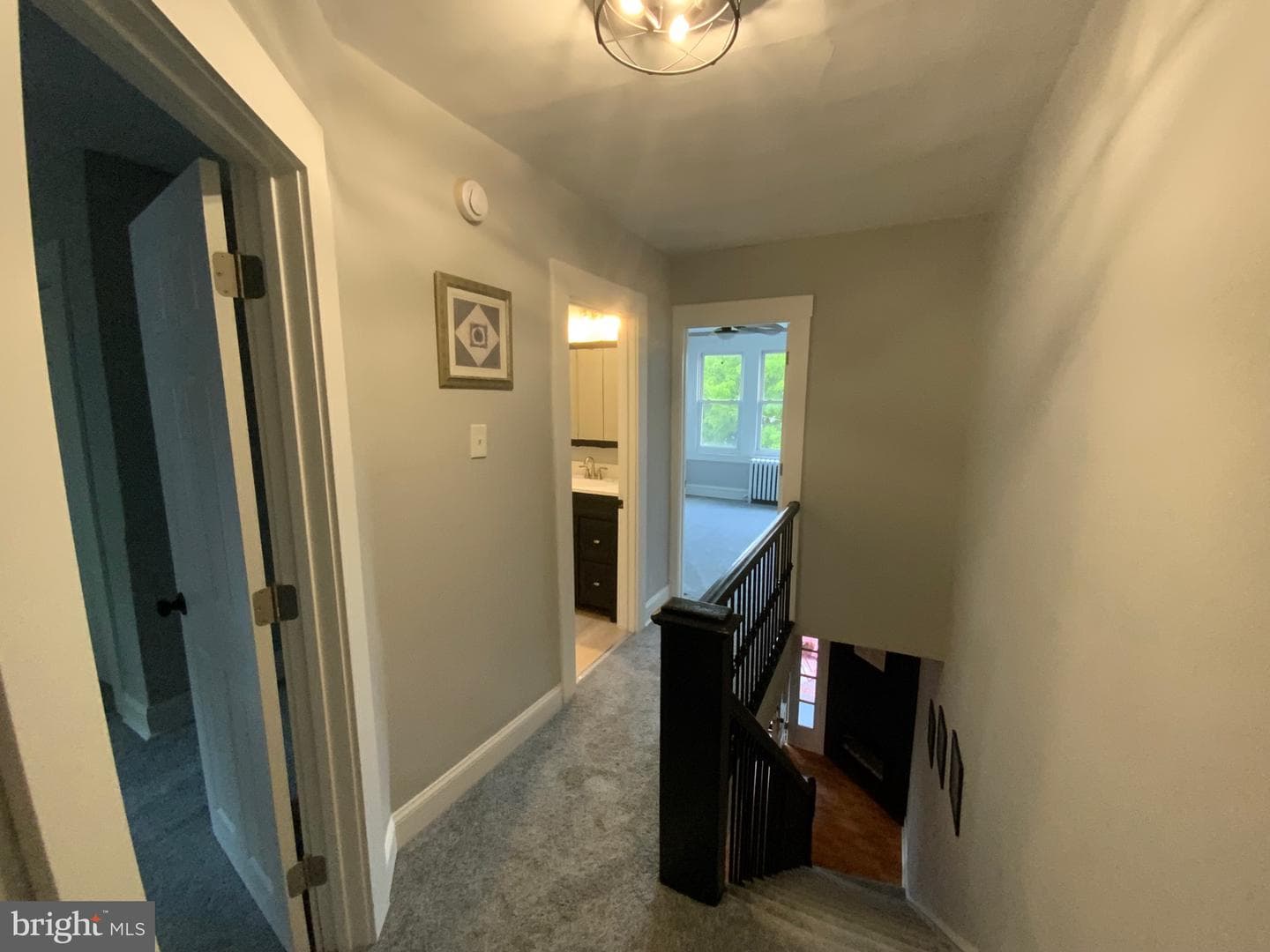 427 E Sharpnack Street photo 18