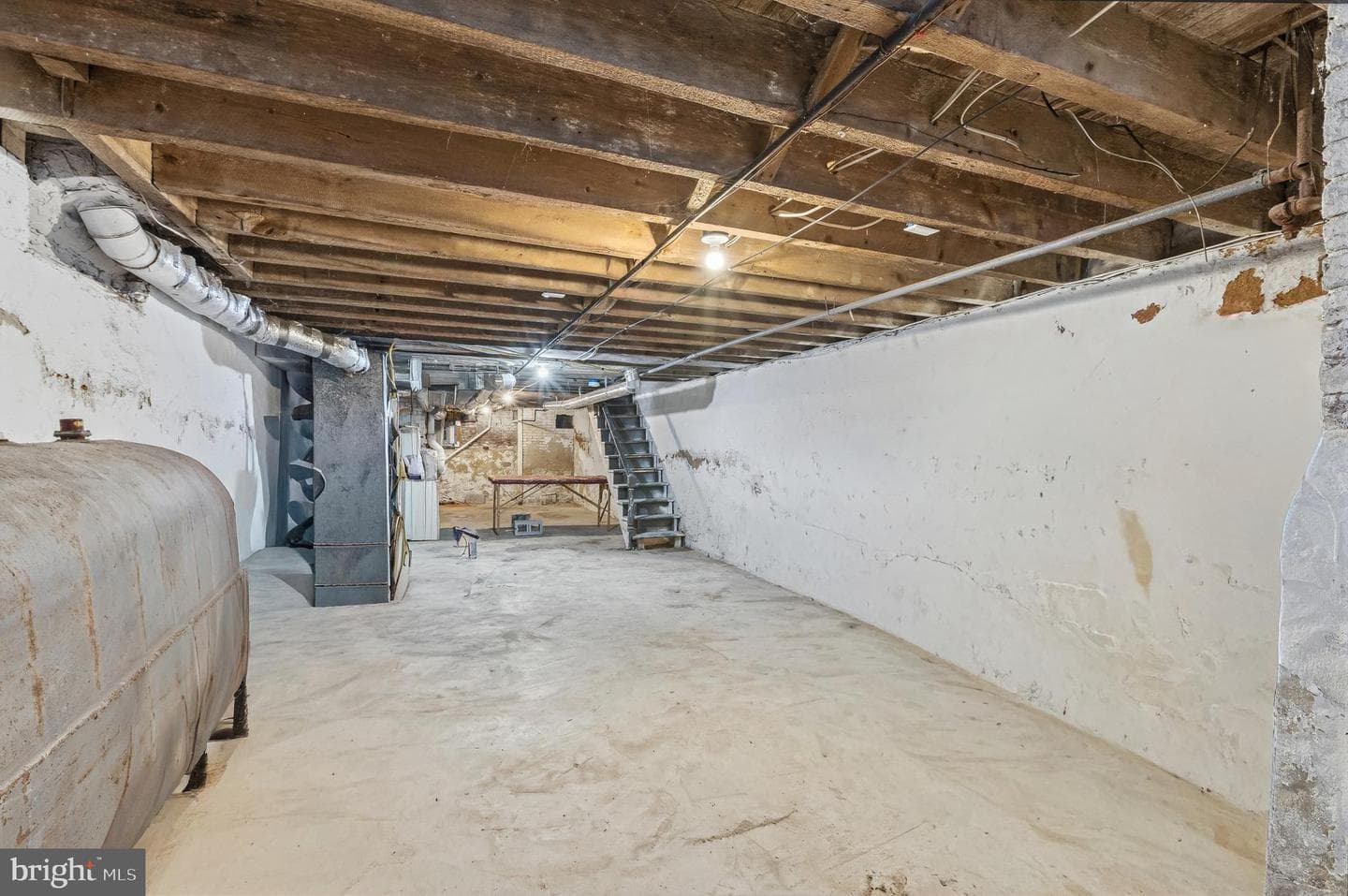 1109 W Silver Street photo 25