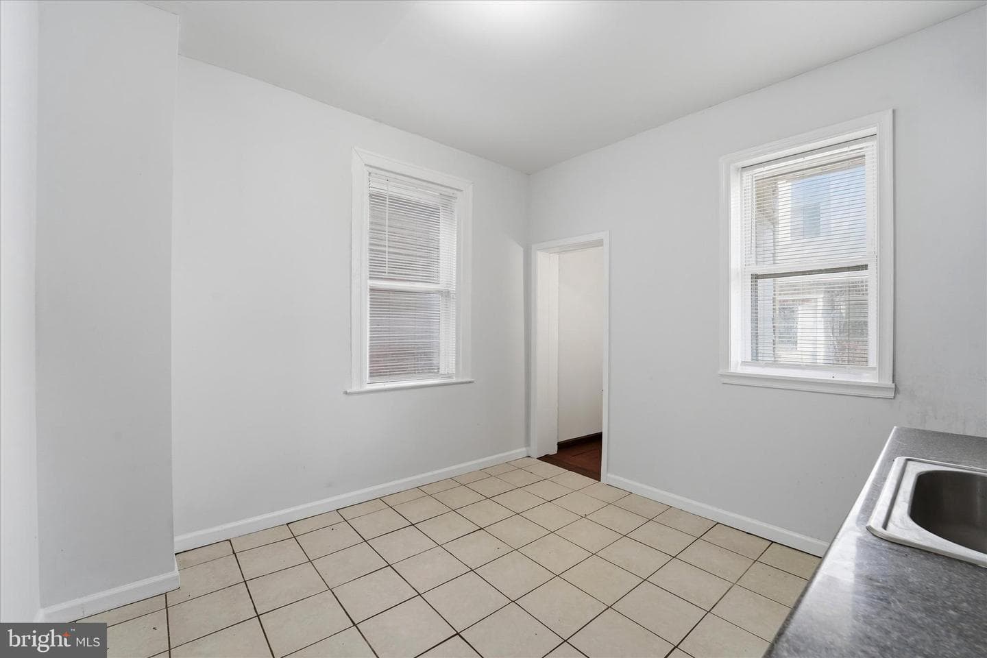 4009 Brown Street photo 17