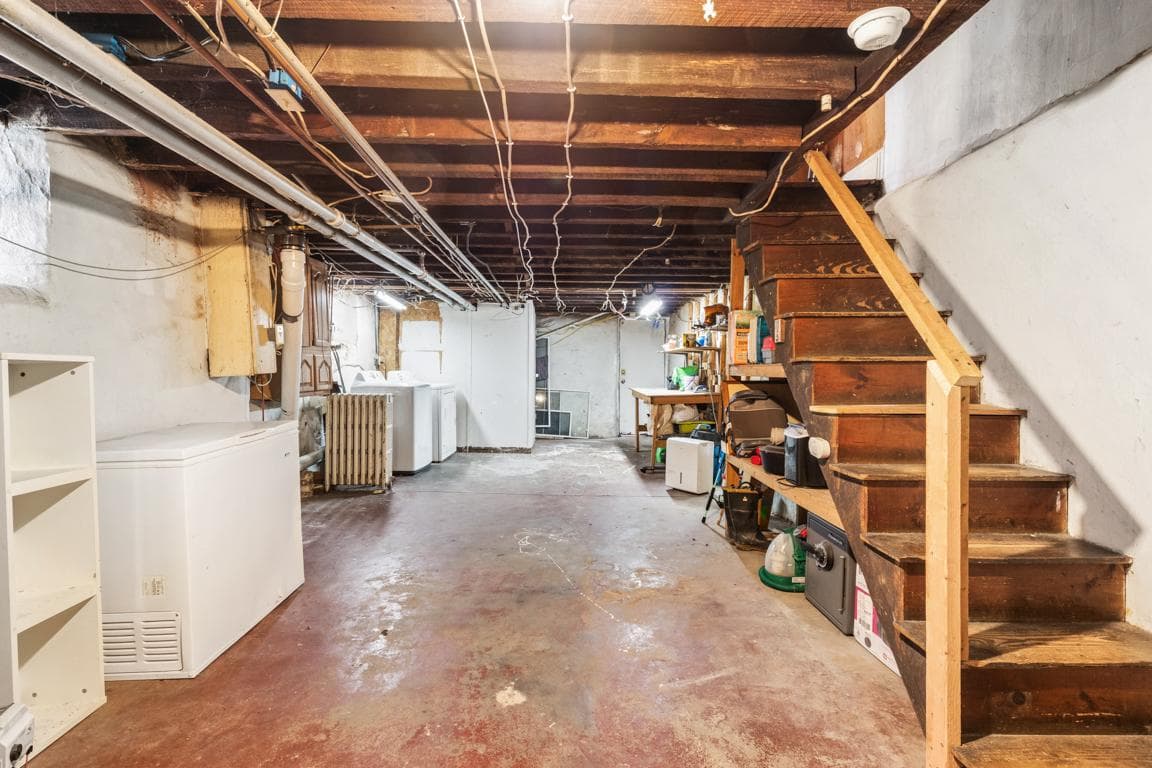 7811 N Fillmore Street photo 11