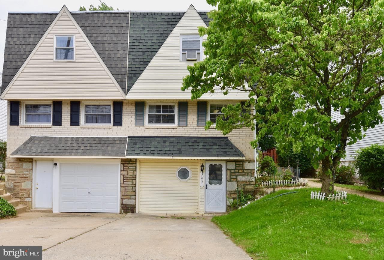 2851 Welsh Road, Philadelphia