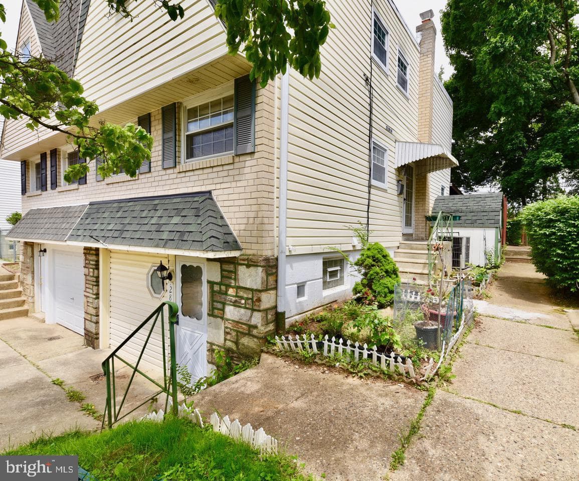 2851 Welsh Road photo 4