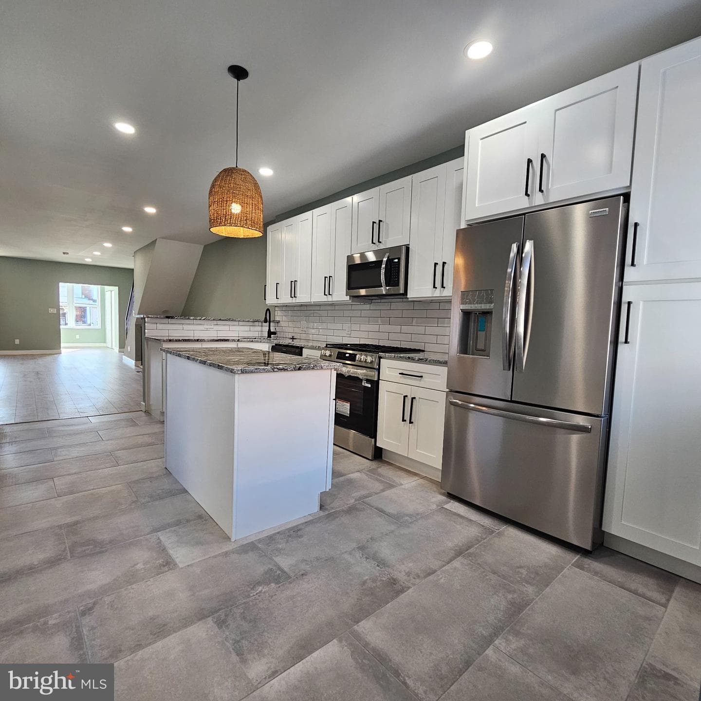 5937 Springfield Avenue photo 7