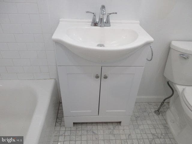 2453 Meredith Street photo 10
