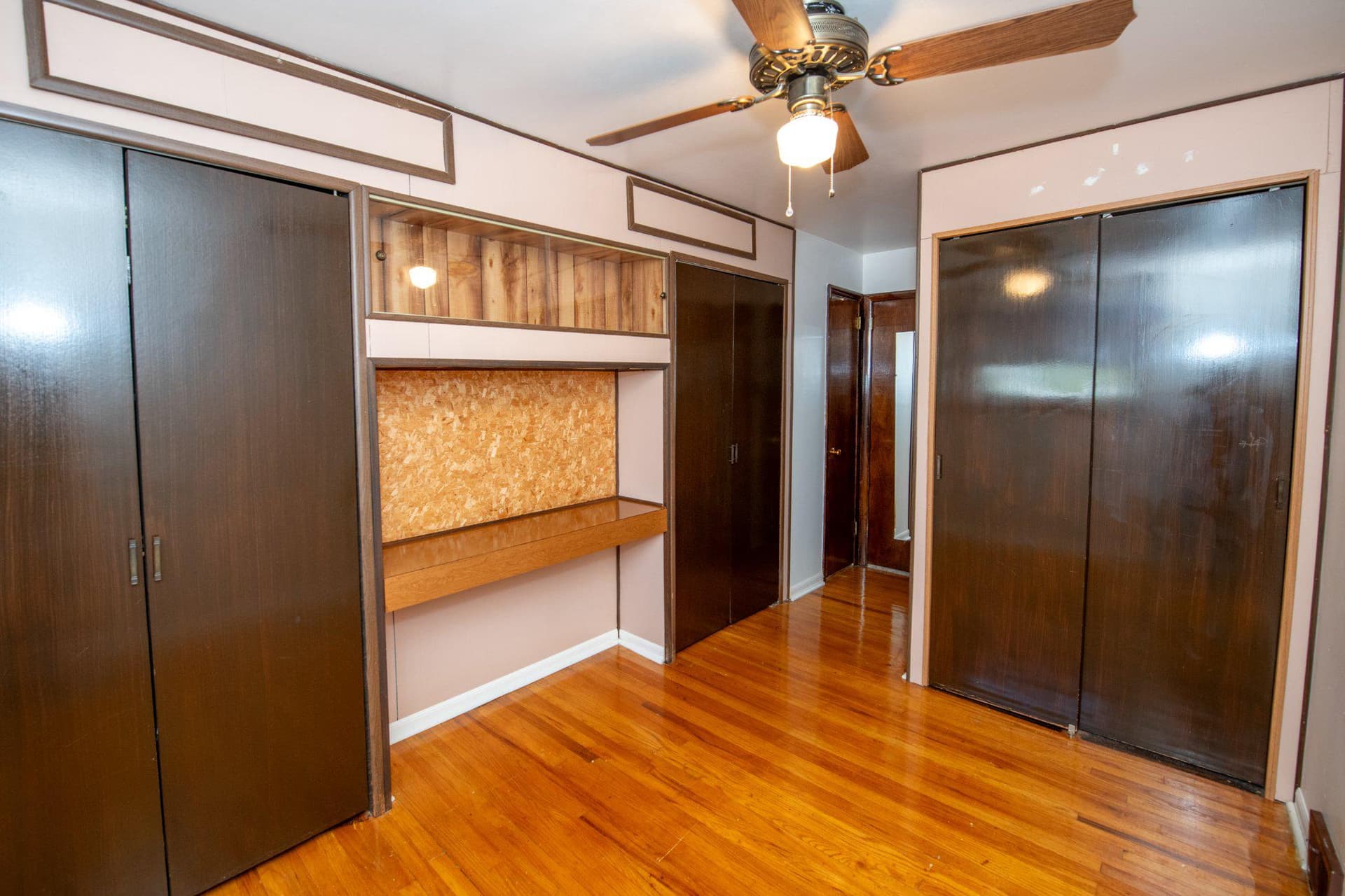 3410 Aubrey Avenue photo 25