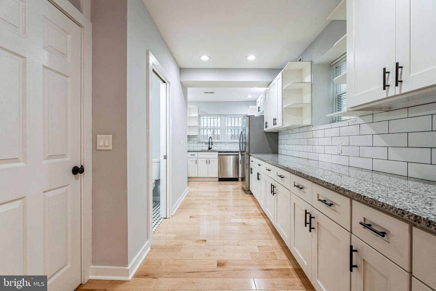 2317 Moore Street photo 13