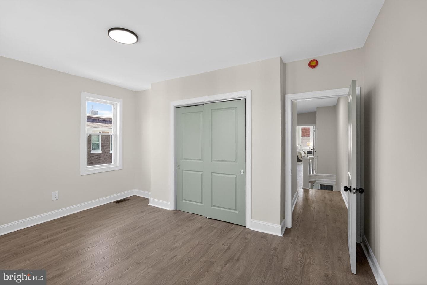 933 S 59th Street photo 20