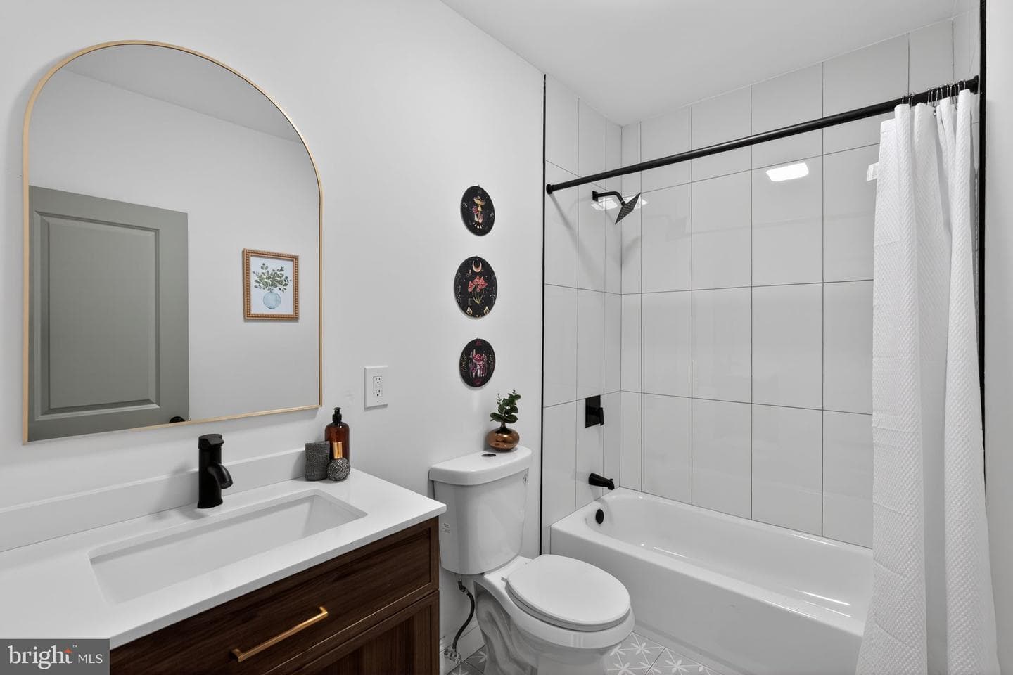 933 S 59th Street photo 21