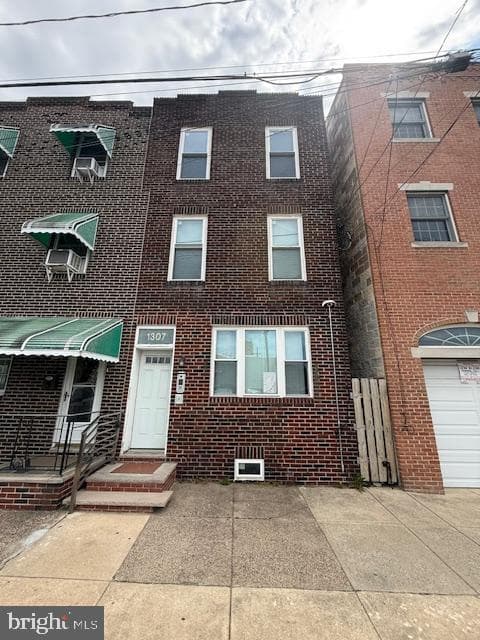 1307 E Moyamensing Avenue, Philadelphia