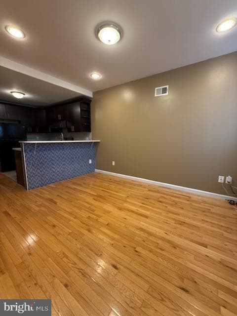 1307 E Moyamensing Avenue photo 4