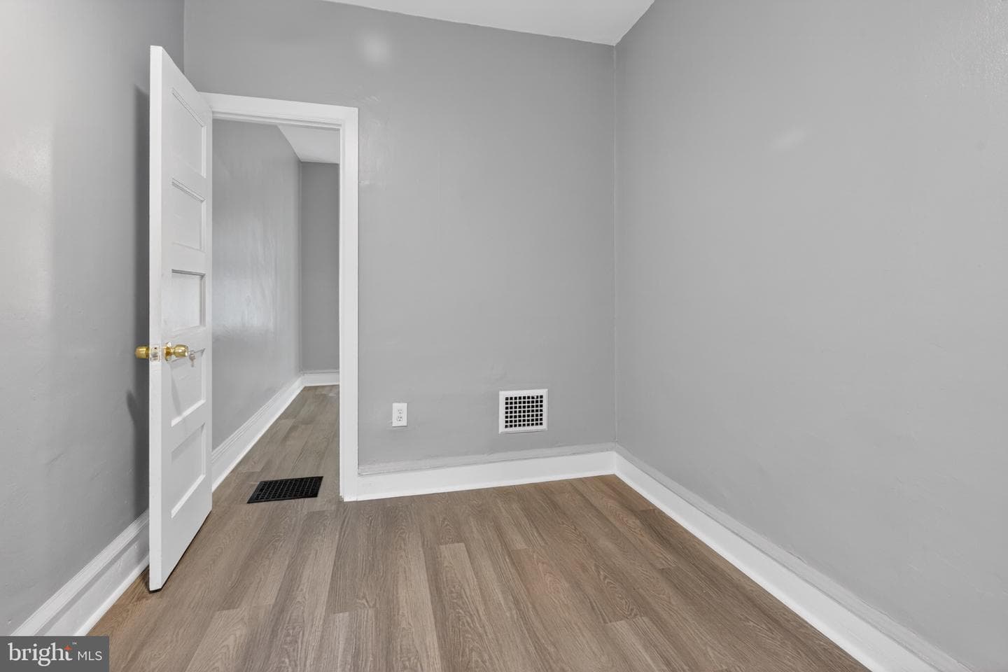438 W Wellens Avenue photo 30