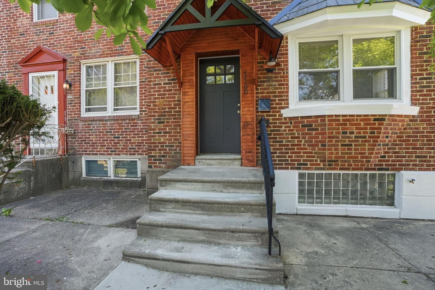 1100 E Phil Ellena Street photo 2