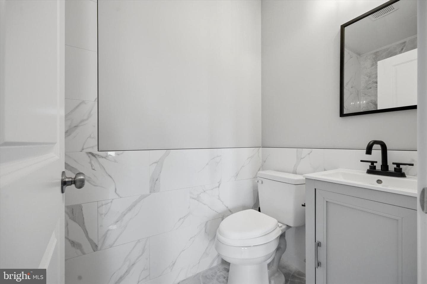 1140 S 53rd Street photo 14