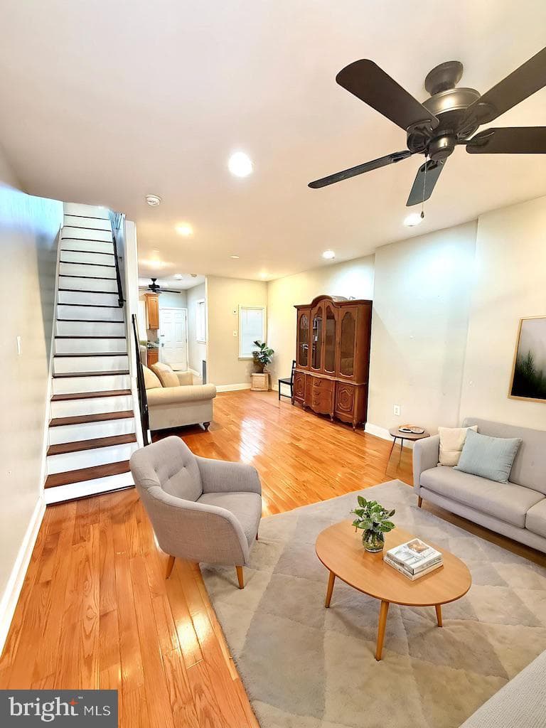 2207 S Hemberger Street photo 3