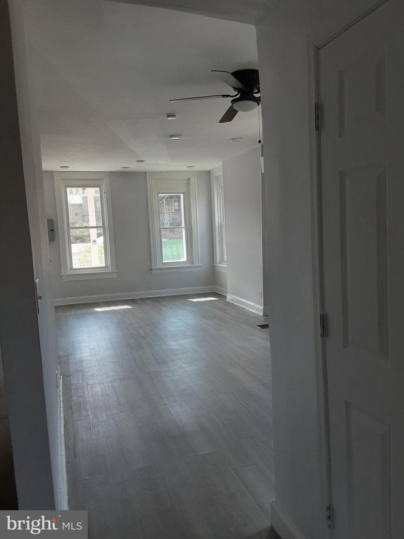 39 E Church Lane photo 4