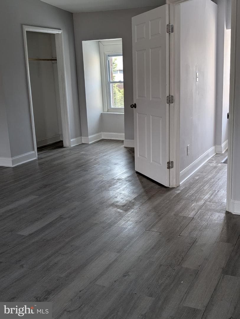 39 E Church Lane photo 8