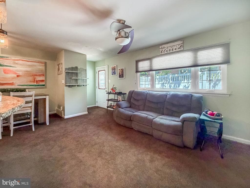 9015 Cloverly Road photo 4