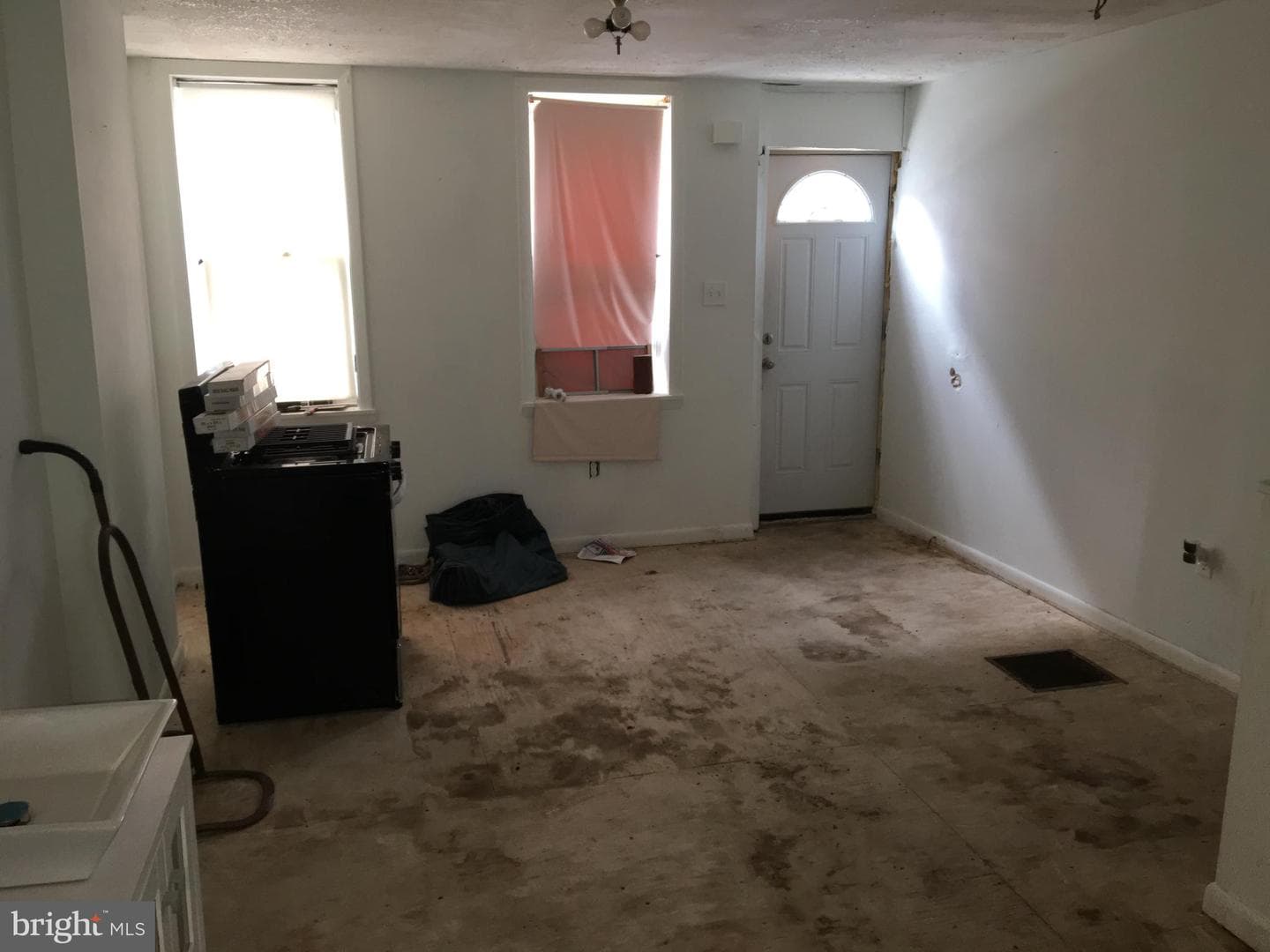 1417 S Bouvier Street photo 4
