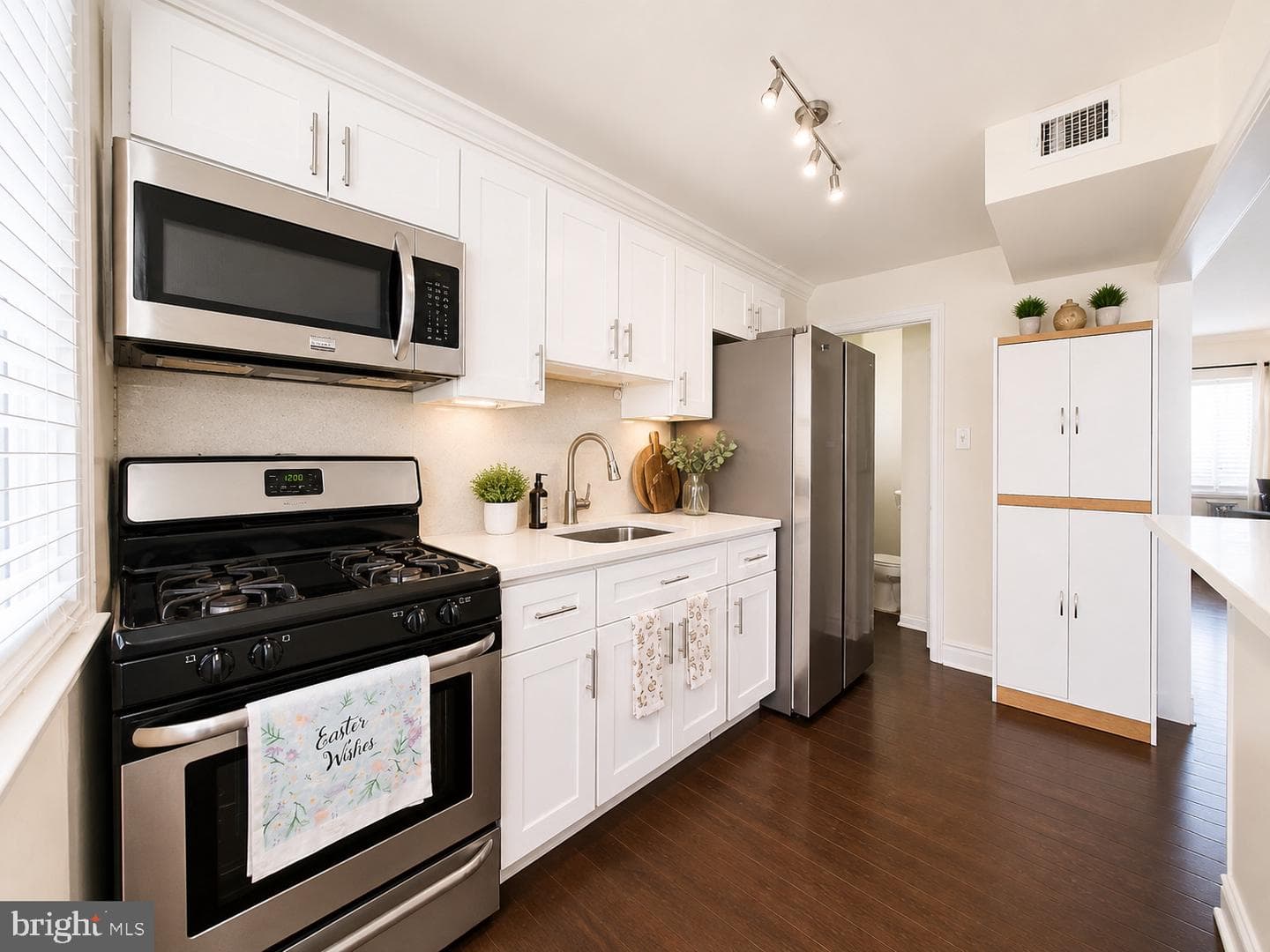 5844 Saul Street photo 5