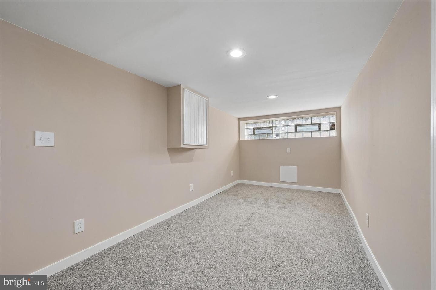6221 Gardenia Street photo 22