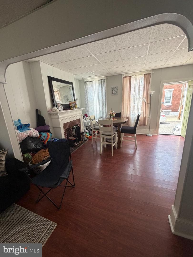 3805 N Darien Street photo 9