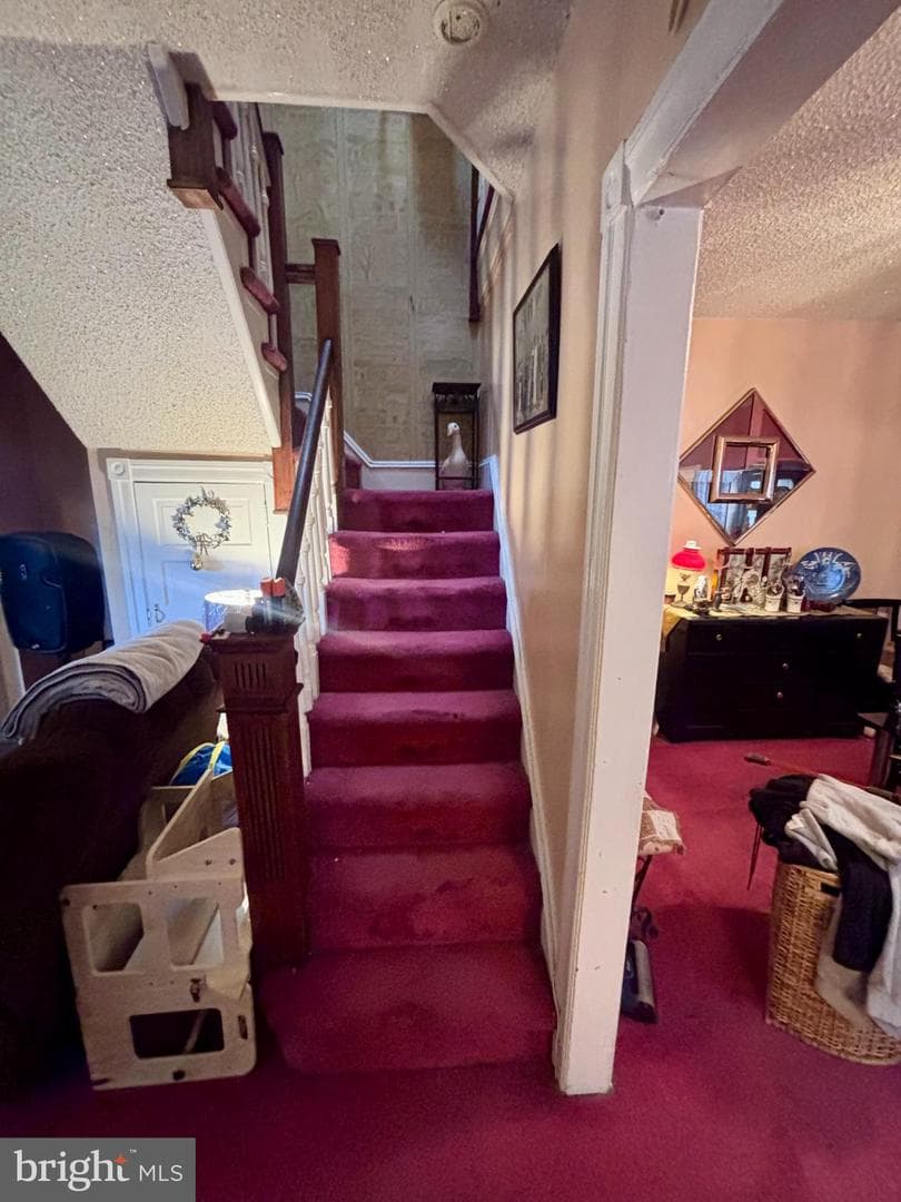 3916 Pulaski Avenue photo 9