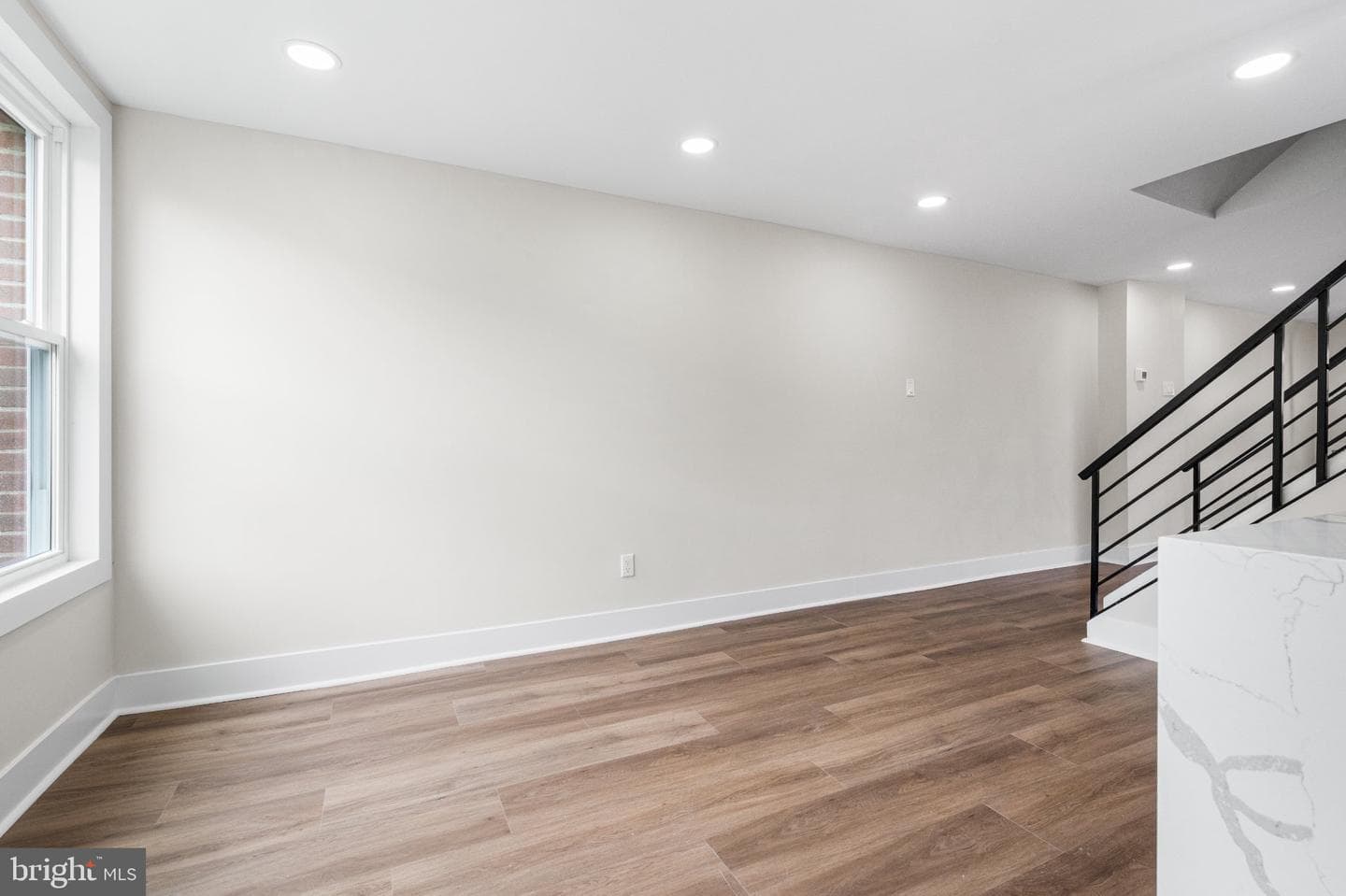 6927 Ibis Place photo 5