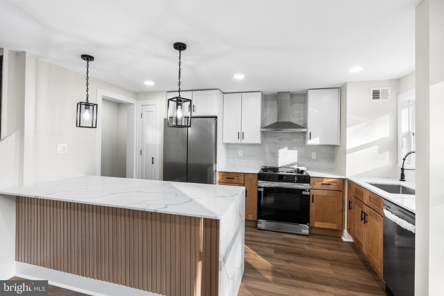 6927 Ibis Place photo 8