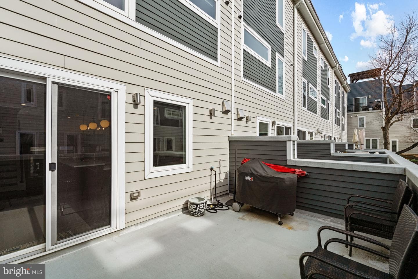418 Wallace Street photo 10