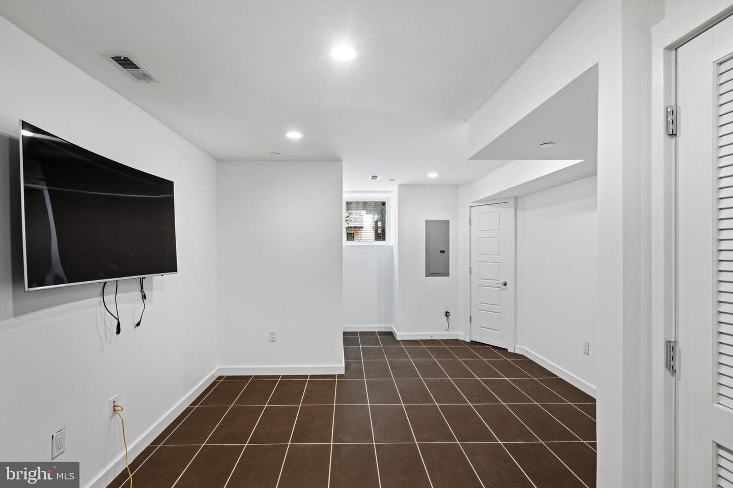 418 Wallace Street photo 24