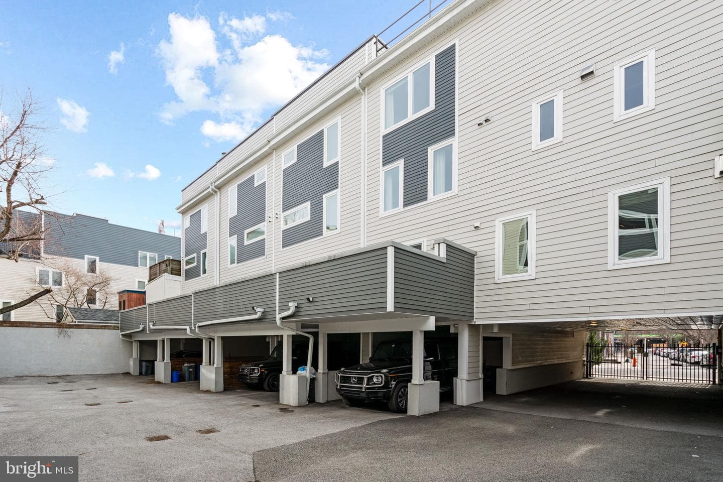 418 Wallace Street photo 26