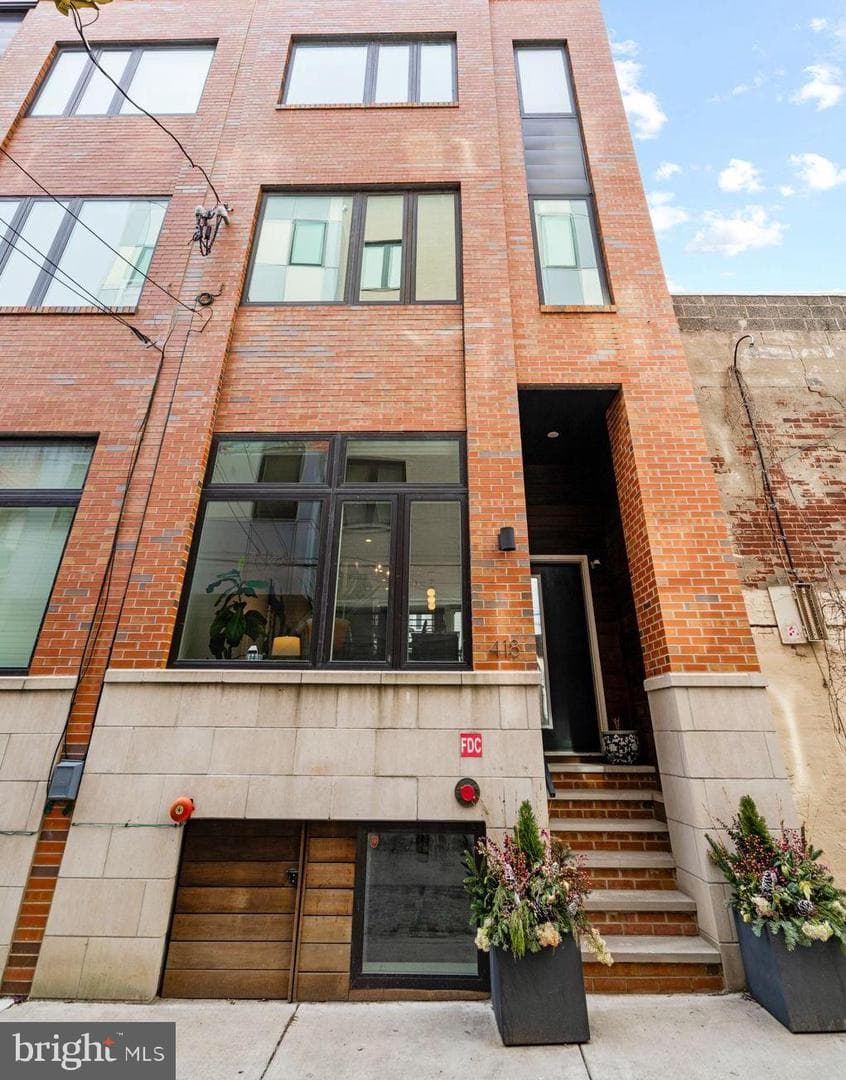 418 Wallace Street photo 28