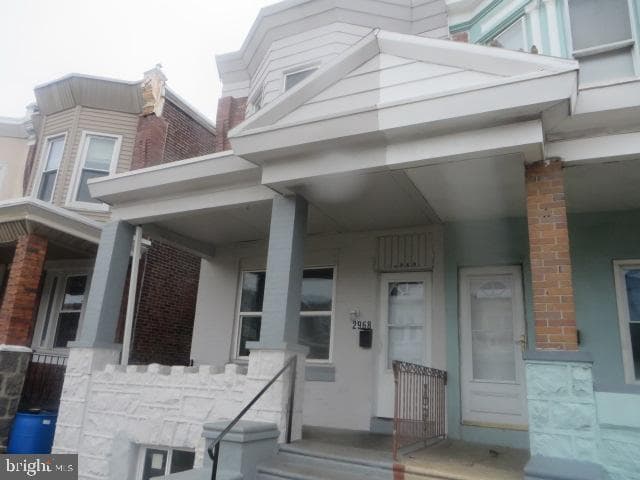 2968 Aramingo Avenue photo 3