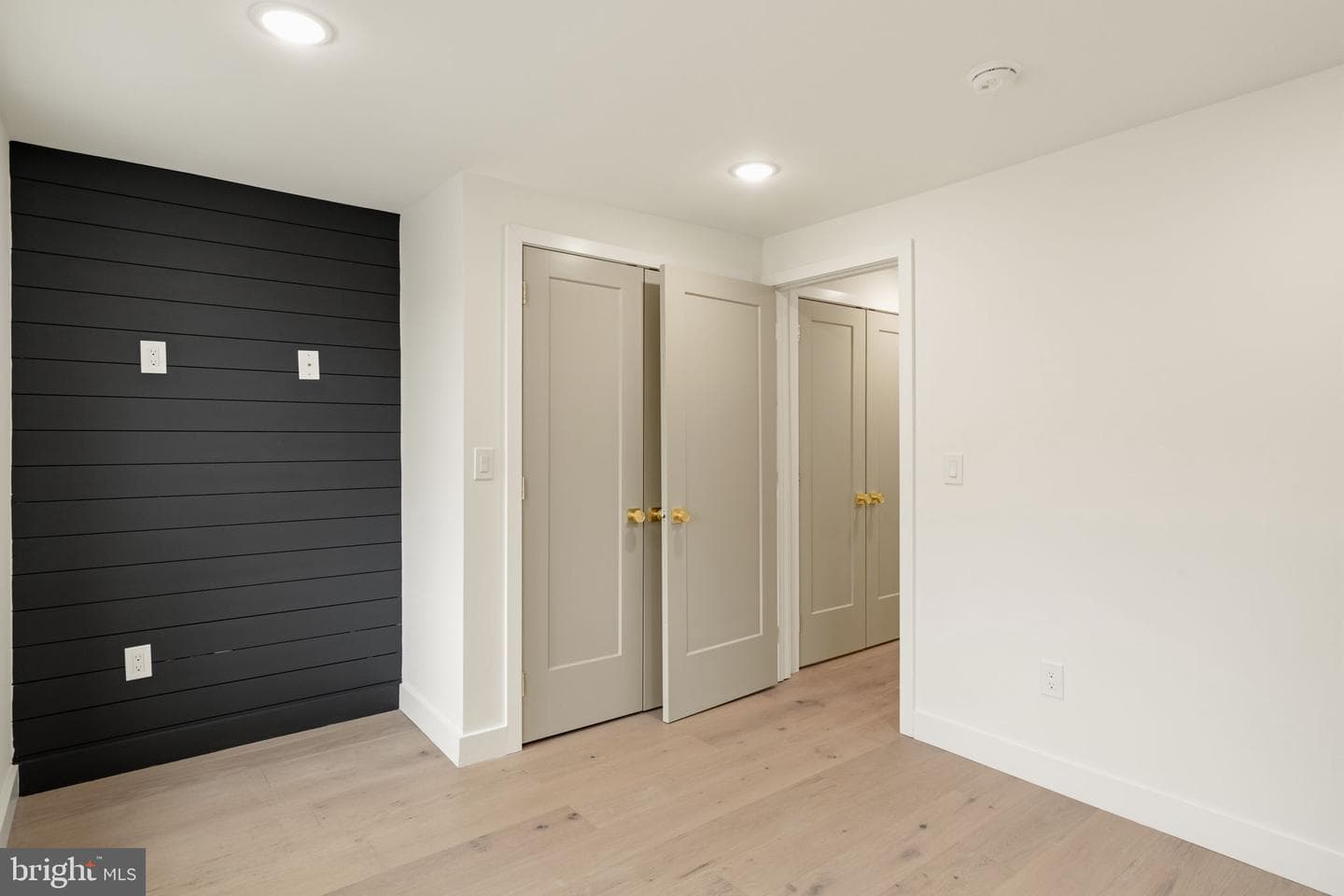 1530 N Lawrence Street photo 19