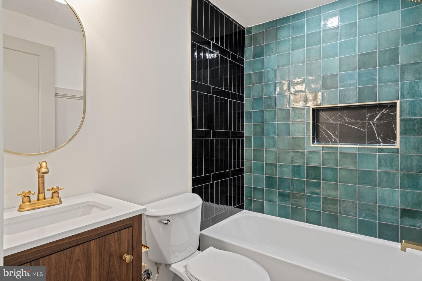 1530 N Lawrence Street photo 20