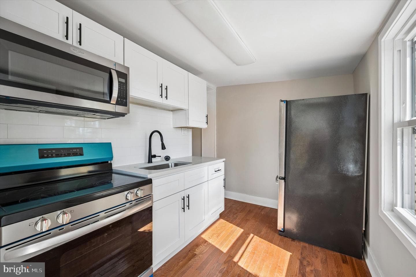 3537 N Water Street photo 8