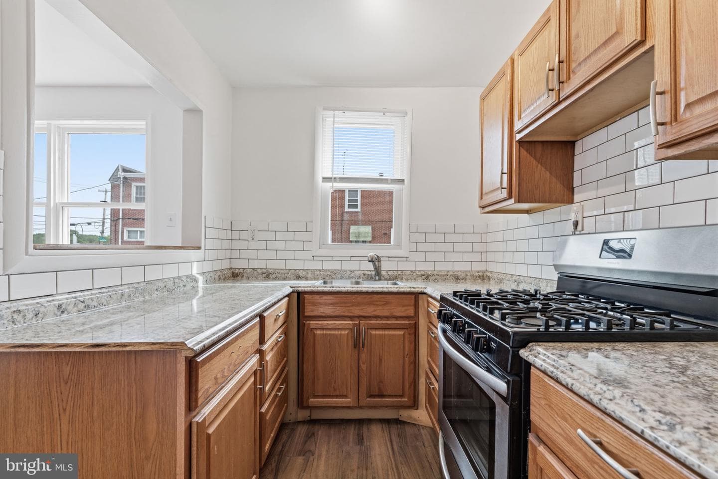 3305 Tudor Street photo 6
