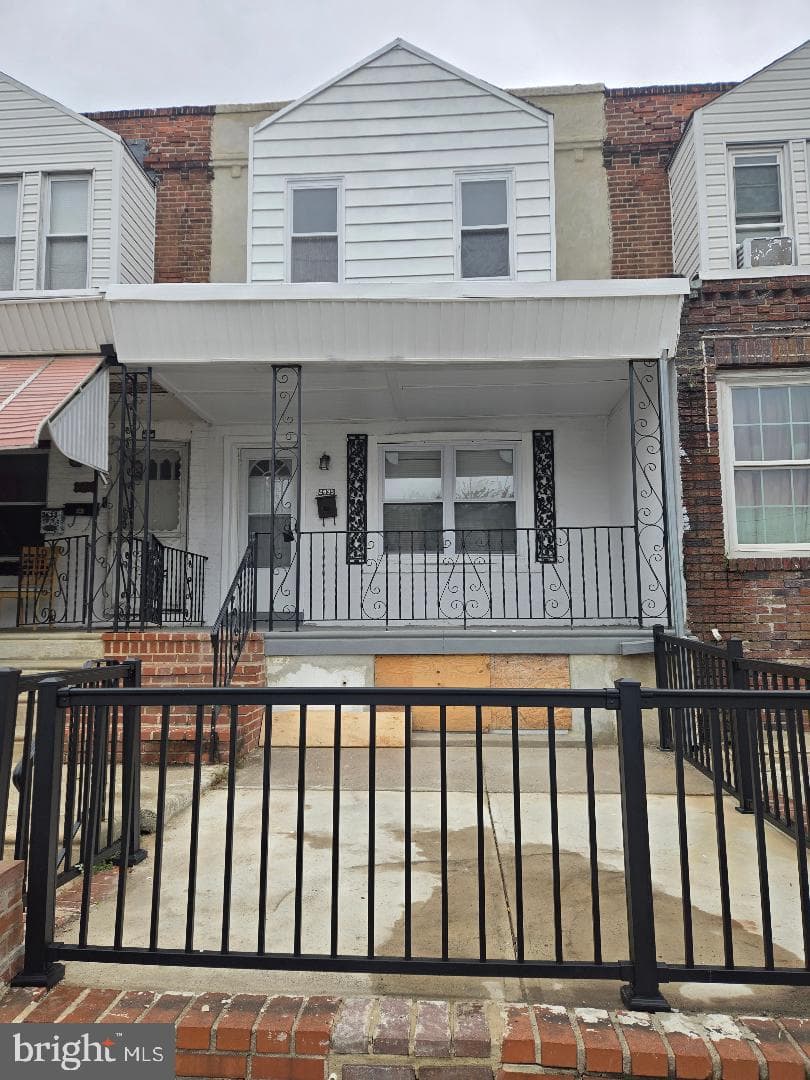 2635 S 70th Street, Philadelphia