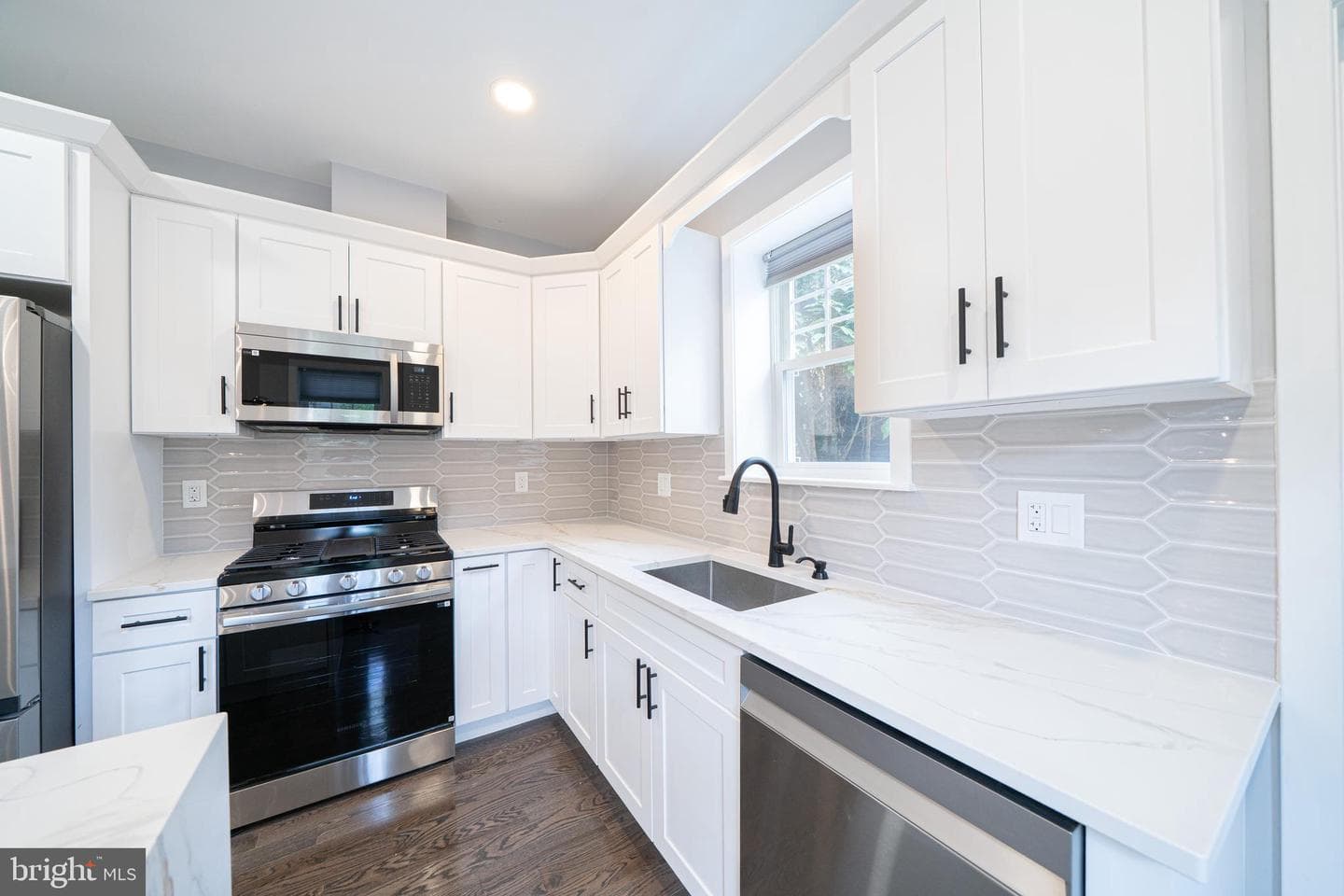 4109 Baring Street photo 14