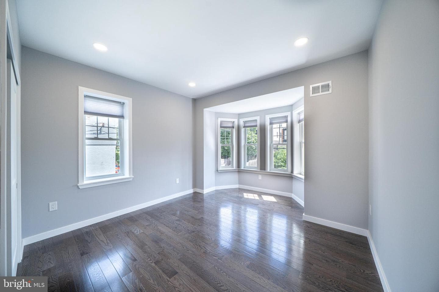 4109 Baring Street photo 28