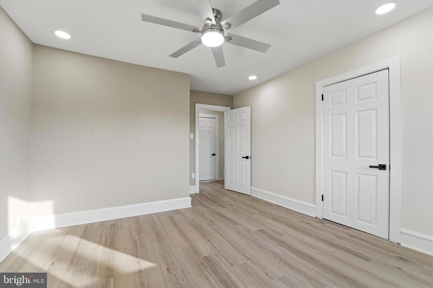 8030 Ferndale Street photo 16