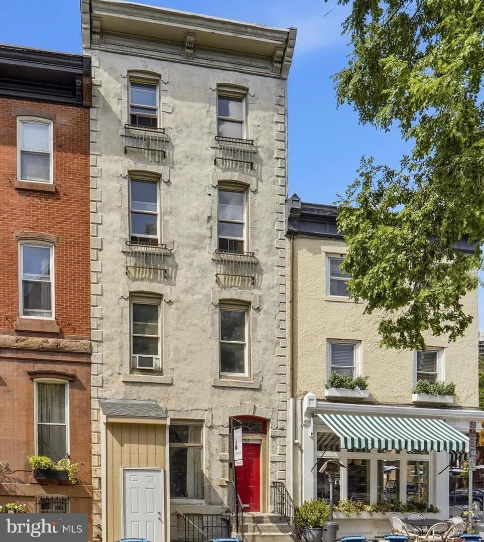 2203 Spruce Street, Philadelphia
