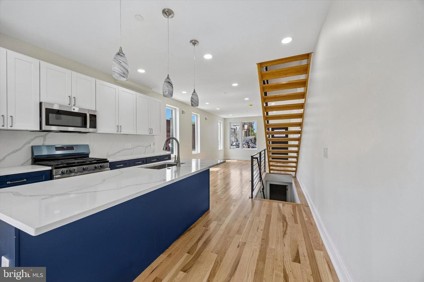 1553 S Stillman Street photo 11